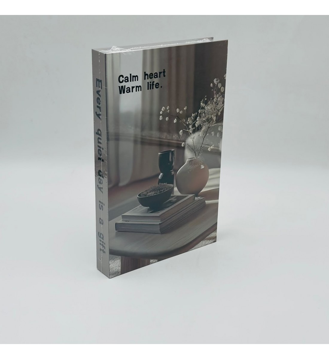 كتاب ديكور أنيق لتزيين الطاولات والرفوف 