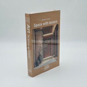 كتاب ديكور أنيق لتزيين الطاولات والرفوف 