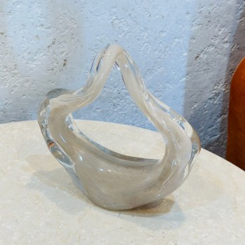 تحفة ديكور زجاجية أنيقة بتصميم فني انسيابي ولمسات عصرية14×20×5سم تحفة ديكور زجاجية أنيقة بتصميم فني انسيابي ولمسات عصرية14×20×5سم