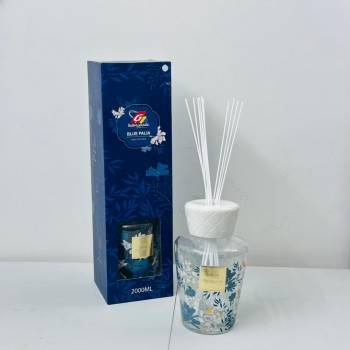 معطر جو فاخر بتصميم أنيق يجمع بين الرائحة المميزة والمظهر الجمالي الراقي2000مل 