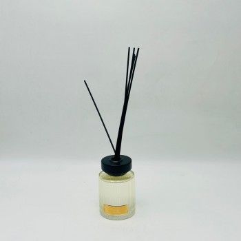 معطر جو فاخر بتصميم أنيق يجمع بين الرائحة المميزة والمظهر الجمالي الراقي200مل 
