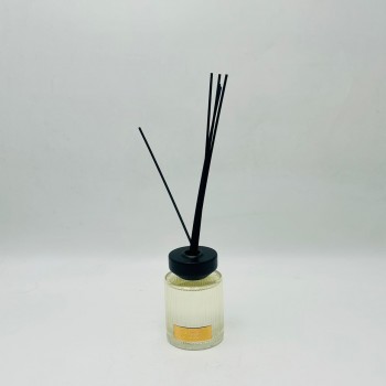 معطر جو فاخر بتصميم أنيق يجمع بين الرائحة المميزة والمظهر الجمالي الراقي200مل 