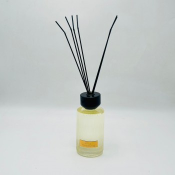 معطر جو فاخر بتصميم أنيق يجمع بين الرائحة المميزة والمظهر الجمالي الراقي500مل 