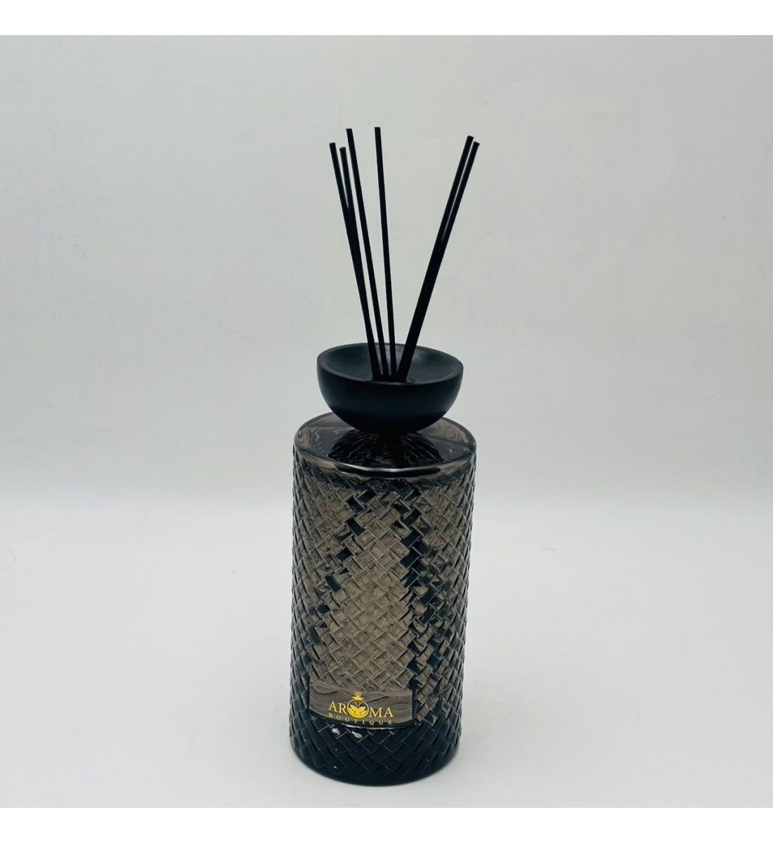 معطر جو فاخر بتصميم أنيق يجمع بين الرائحة المميزة والمظهر الجمالي الراقي1000مل 