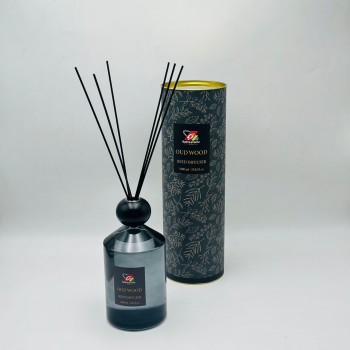 معطر جو فاخر بتصميم أنيق يجمع بين الرائحة المميزة والمظهر الجمالي الراقي1000مل 