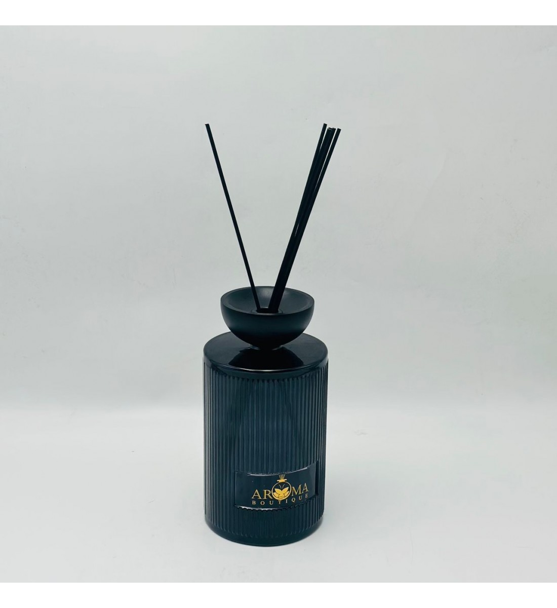 معطر جو فاخر بتصميم أنيق يجمع بين الرائحة المميزة والمظهر الجمالي الراقي1000مل معطر جو فاخر بتصميم أنيق يجمع بين الرائحة المميزة والمظهر الجمالي الراقي1000مل