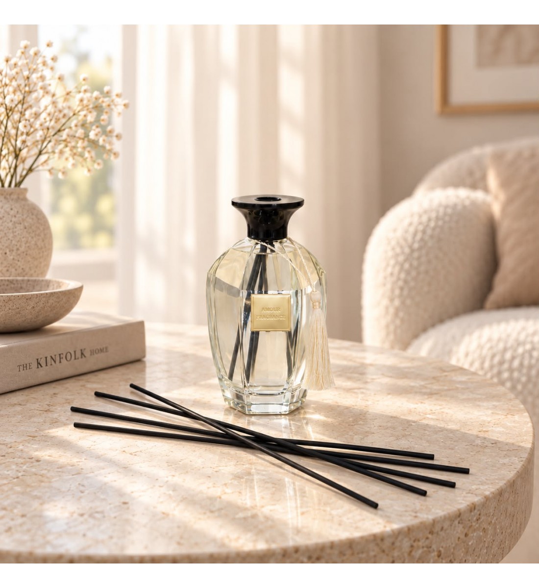 معطر جو فاخر بتصميم أنيق يجمع بين الرائحة المميزة والمظهر الجمالي الراقي 800مل معطر جو فاخر بتصميم أنيق يجمع بين الرائحة المميزة والمظهر الجمالي الراقي 800مل