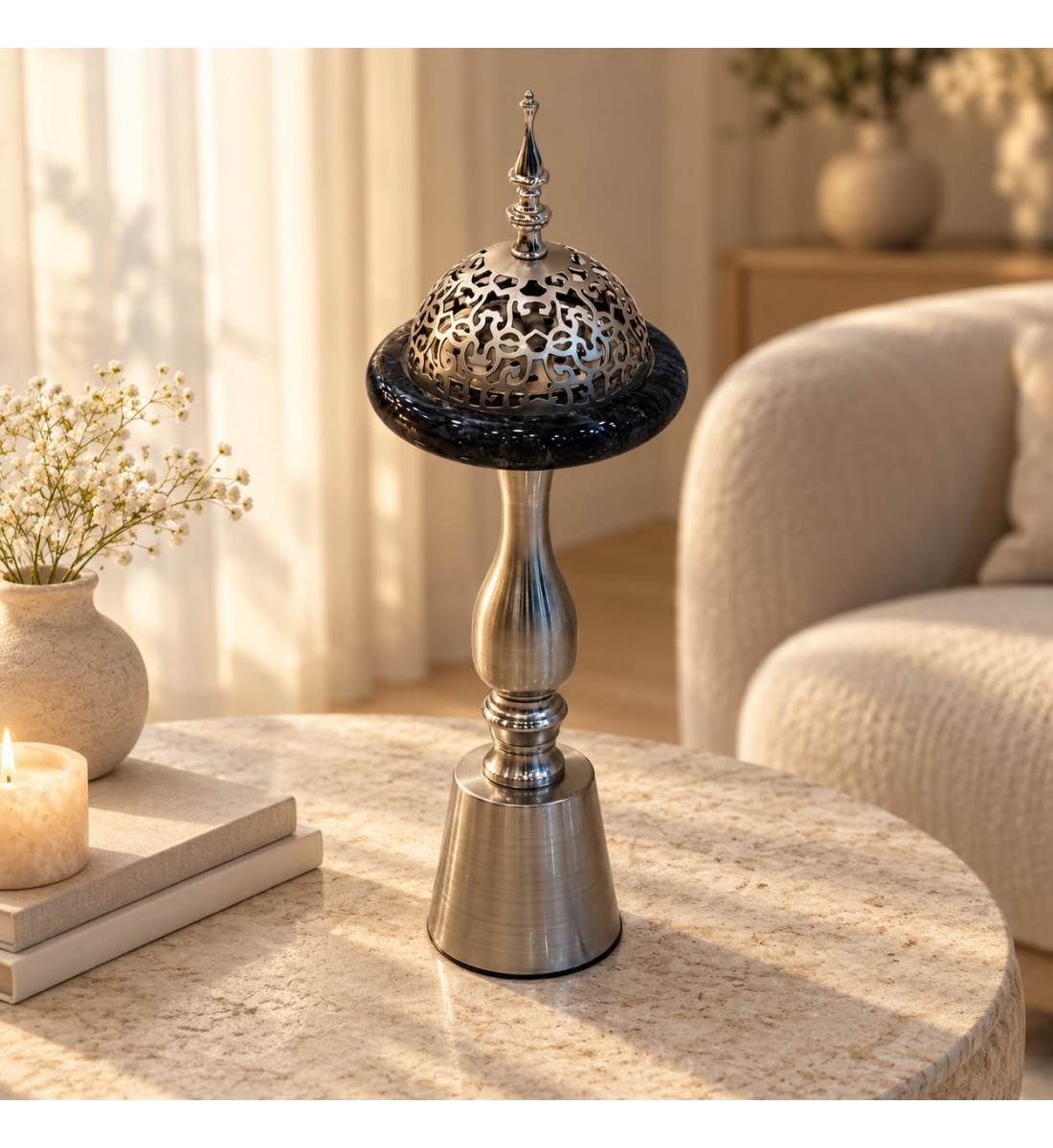 مبخرة ديكور بتصميم أنيق يجمع بين الزخارف المستوحاة من الطابع التراثي50×15×15سم مبخرة ديكور بتصميم أنيق يجمع بين الزخارف المستوحاة من الطابع التراثي50×15×15سم
