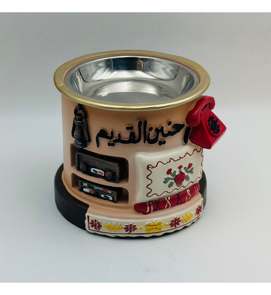 وعاء تقديم بتصميم تراثي مستوحى من ذكريات الزمن الجميل24×24×18سم وعاء تقديم بتصميم تراثي مستوحى من ذكريات الزمن الجميل24×24×18سم