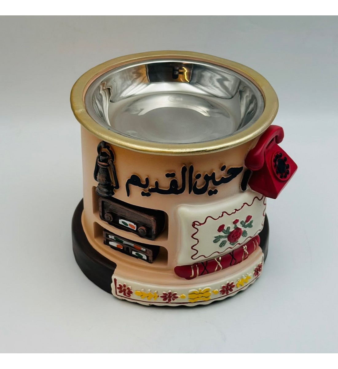 وعاء تقديم بتصميم تراثي مستوحى من ذكريات الزمن الجميل24×24×18سم وعاء تقديم بتصميم تراثي مستوحى من ذكريات الزمن الجميل24×24×18سم