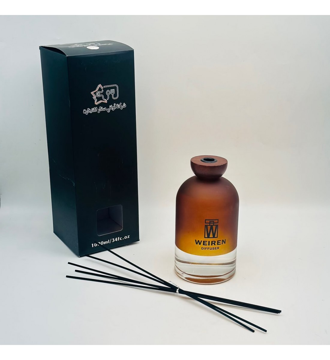 معطر جو فاخر يجمع بين الأناقة العصرية والتعطير المنزلي. 1000 مل معطر جو فاخر يجمع بين الأناقة العصرية والتعطير المنزلي. 1000 مل