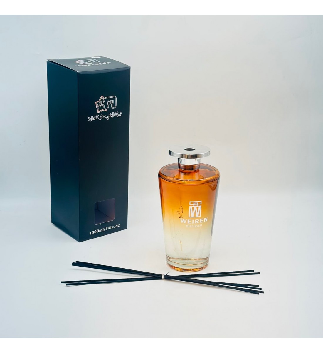 معطر جو فاخر يجمع بين الأناقة العصرية والتعطير المنزلي. 1000 مل معطر جو فاخر يجمع بين الأناقة العصرية والتعطير المنزلي. 1000 مل