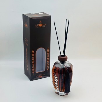 معطر الجو الفاخر بالأعواد يجمع بين روعة التصميم وأناقة. 800 مل معطر الجو الفاخر بالأعواد يجمع بين روعة التصميم وأناقة. 800 مل