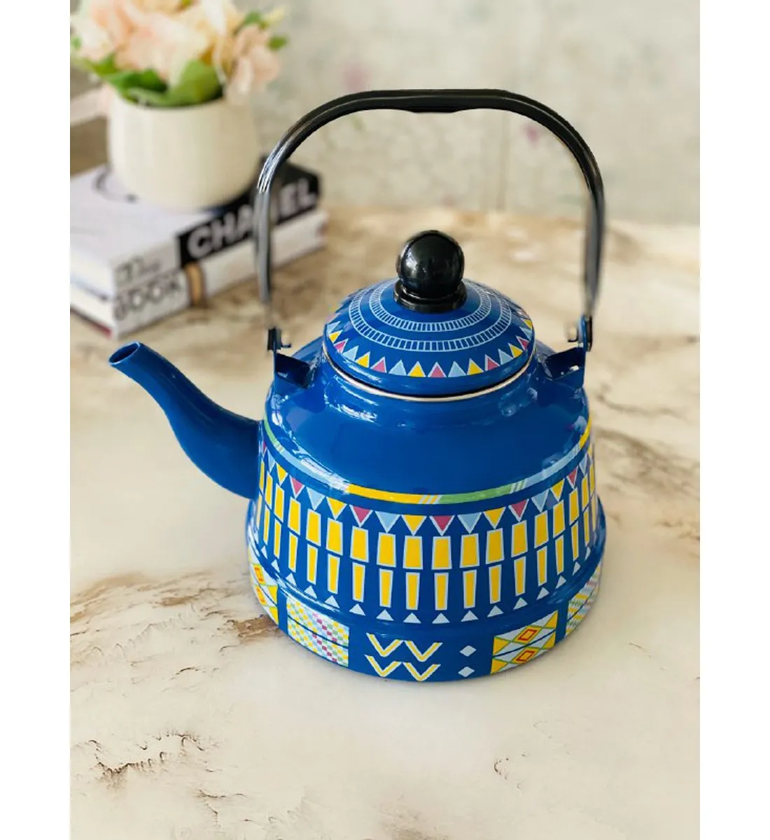 ابريق غضار مزخرف سعته 2.5 لتر