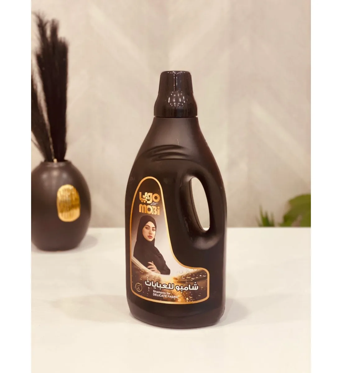 شامبو عبابات ، من موبي 2 لتر  ، حماية الالوان ،ورائحه عطره