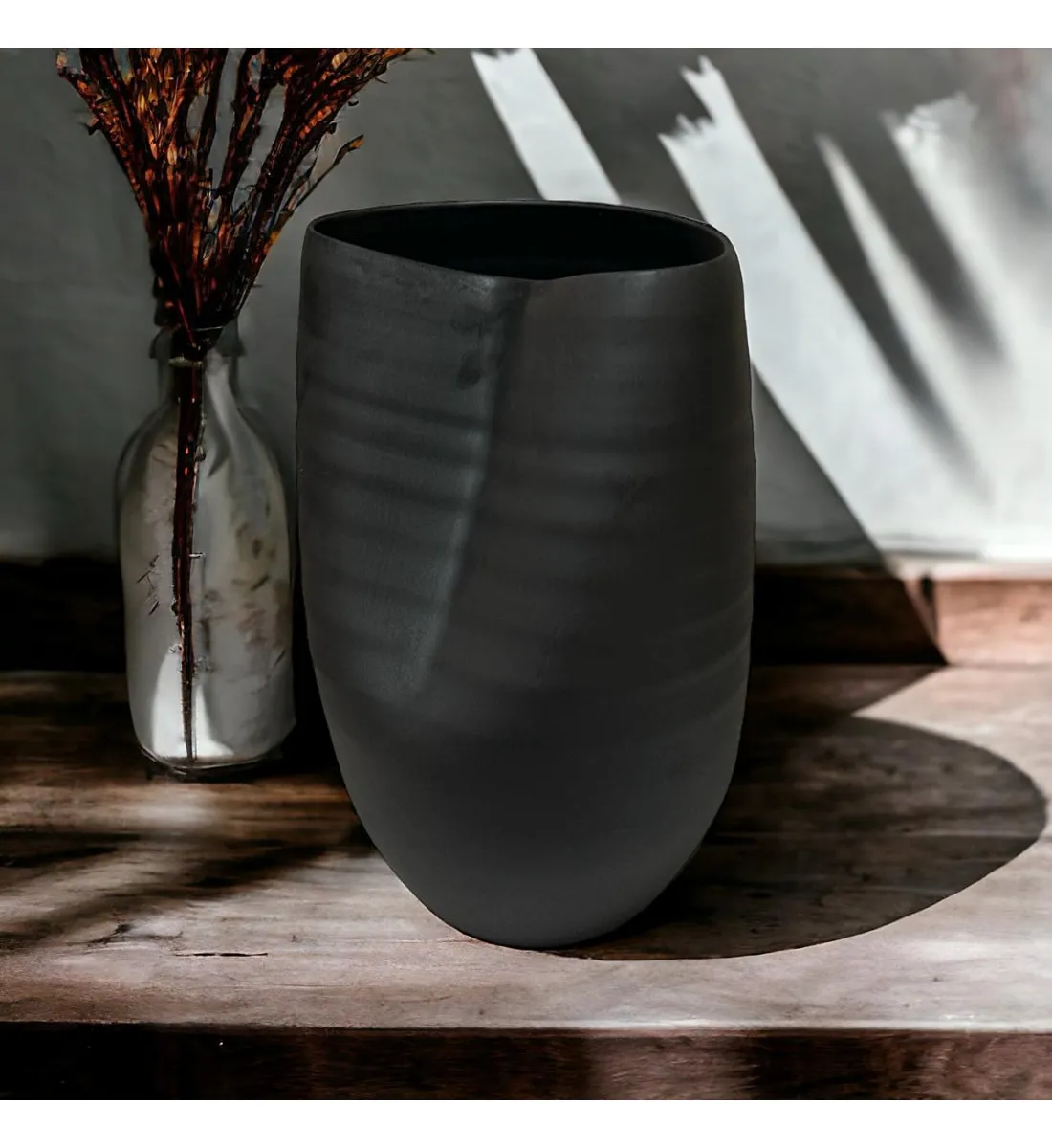 مزهرية سيراميك - تايدز اسود  - 30×19×8سم 