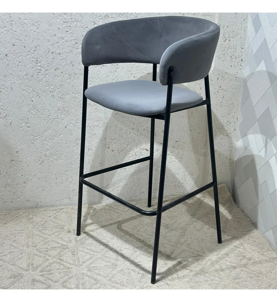كرسي سارا ميتال بار لون رصاصي 100×50×40سم 