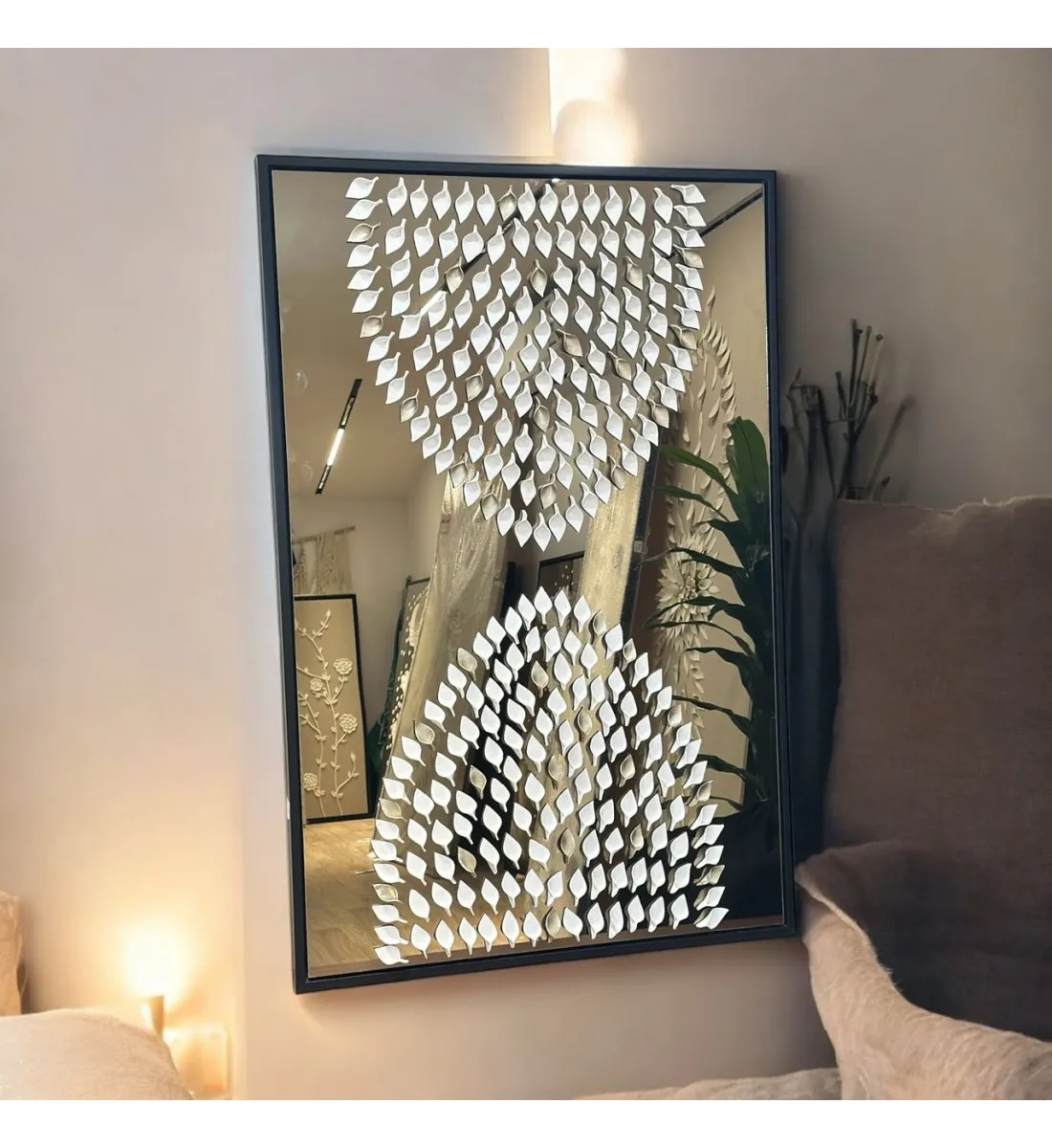 مراة جبسية باطار خشبي اسود 150×100سم (المنتج تفصيل )