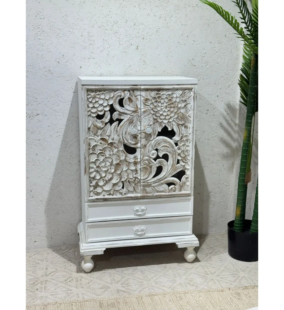 خزانه بتصميم عتيق لون اابيض 118×38×68سم  