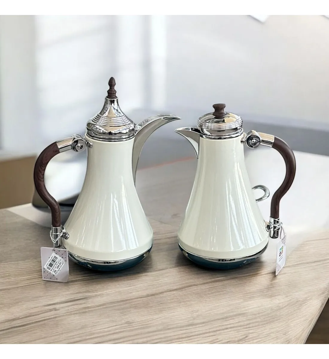 طقم ترمس شاي وقهوة  ابيض كروم 2قطع 