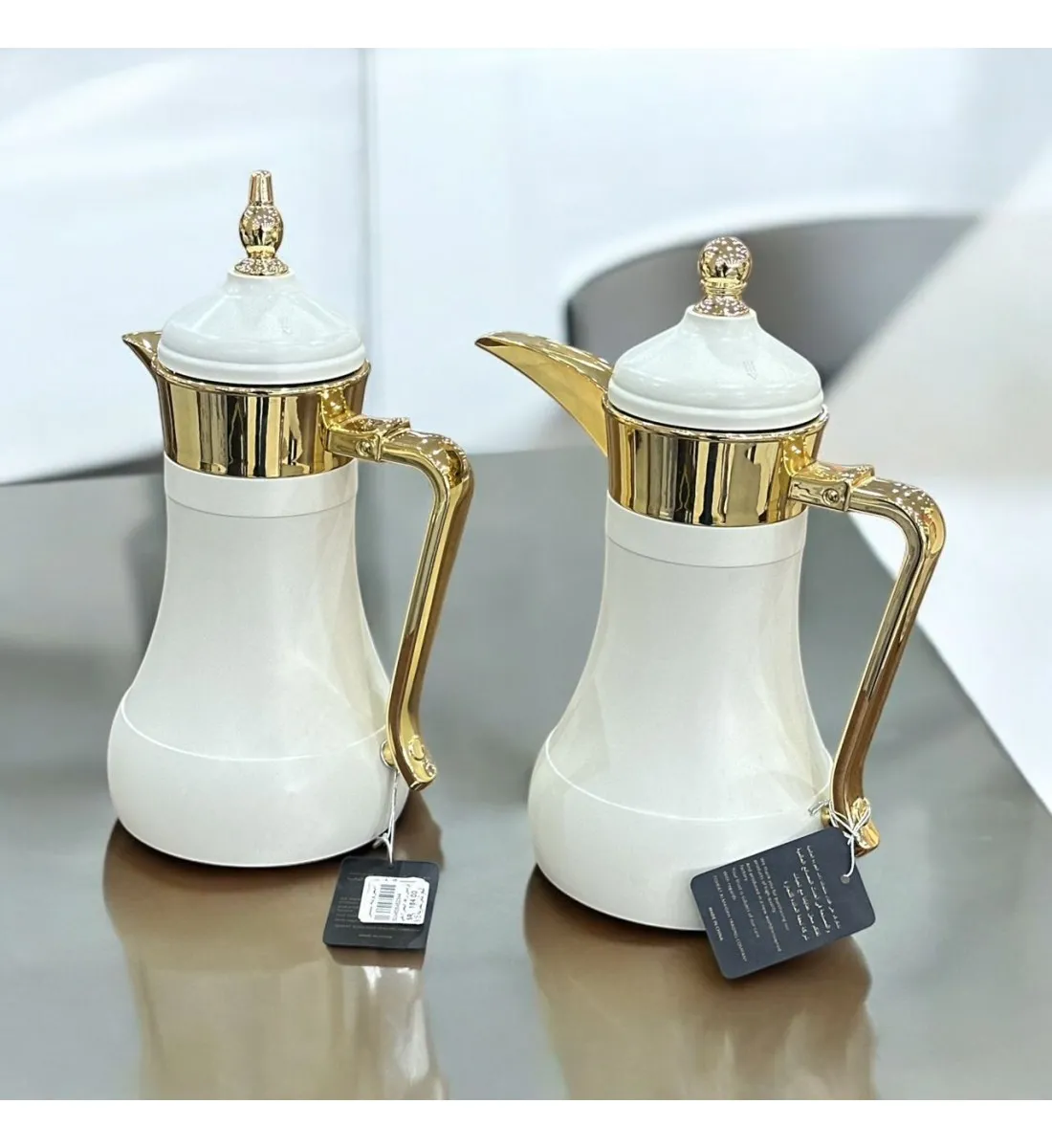 طقم ترامس رغد 2قطع ابيض مذهب 