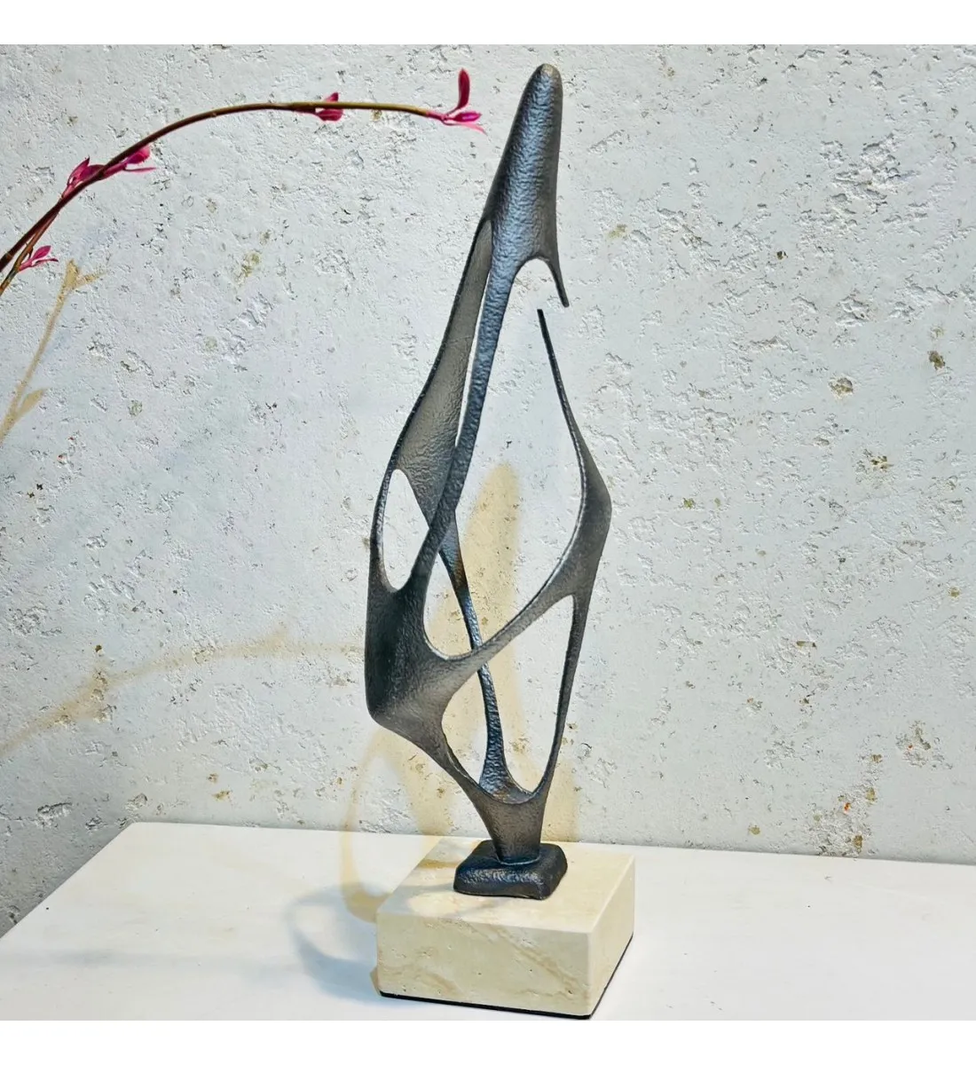 زينة ديكور بتصميم نحت  تجريدي قاعده رخام  - 42×10×10سم 