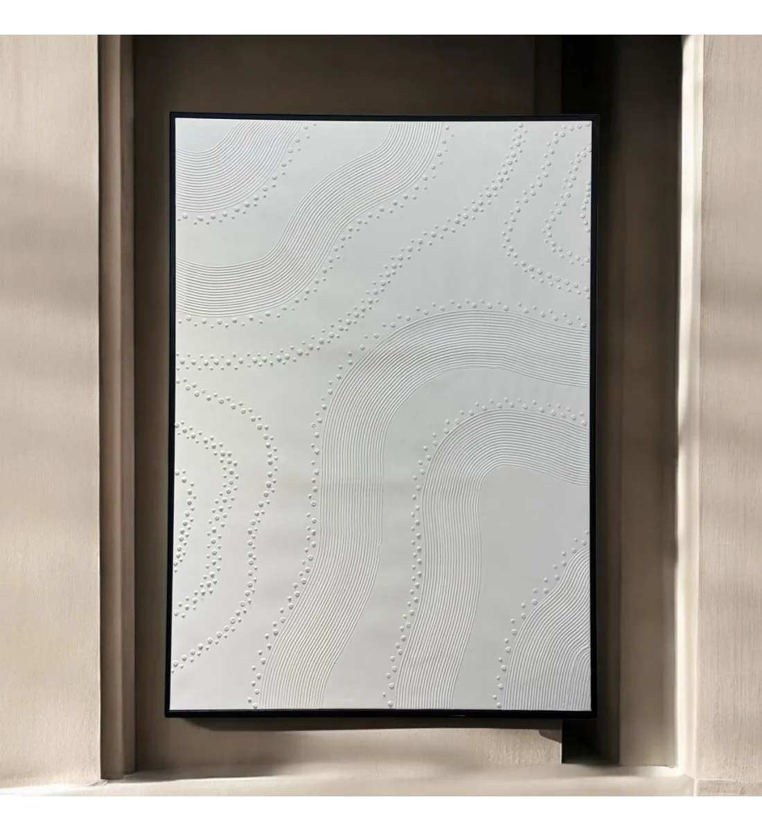 لوحه زينة حائط جبس علي قماش اطار اسود 100×140سم 