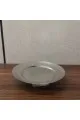 صحن تقديم من الاستانلس استيل  وقاعده اكرليك مقاس 22×22×5سم 