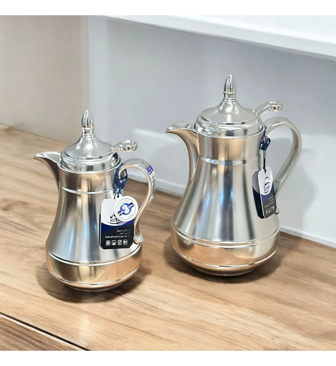  طقم ترامس يتصميم عصري باللون الفضي مطفي 