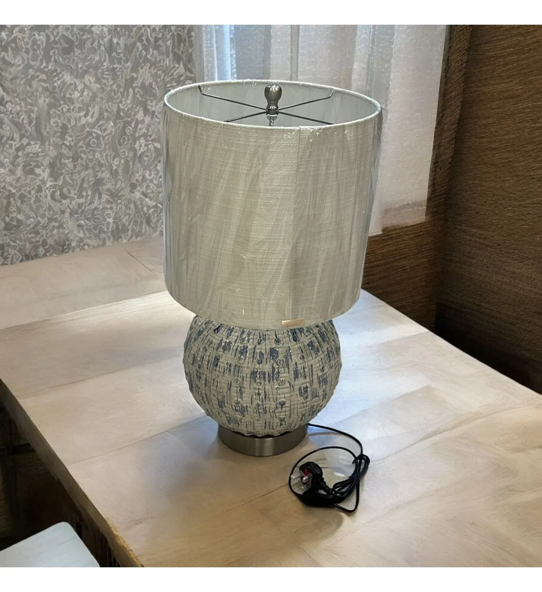 ابجورة بتصميم انيق ومميز 66×35×35سم 