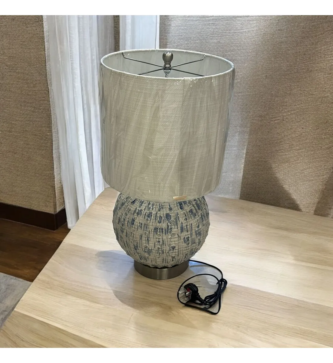 ابجورة بتصميم انيق ومميز 66×35×35سم 